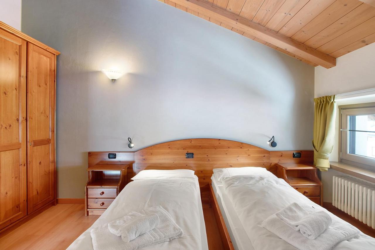Chalet Anna Botton D'Oro Livigno Exterior foto